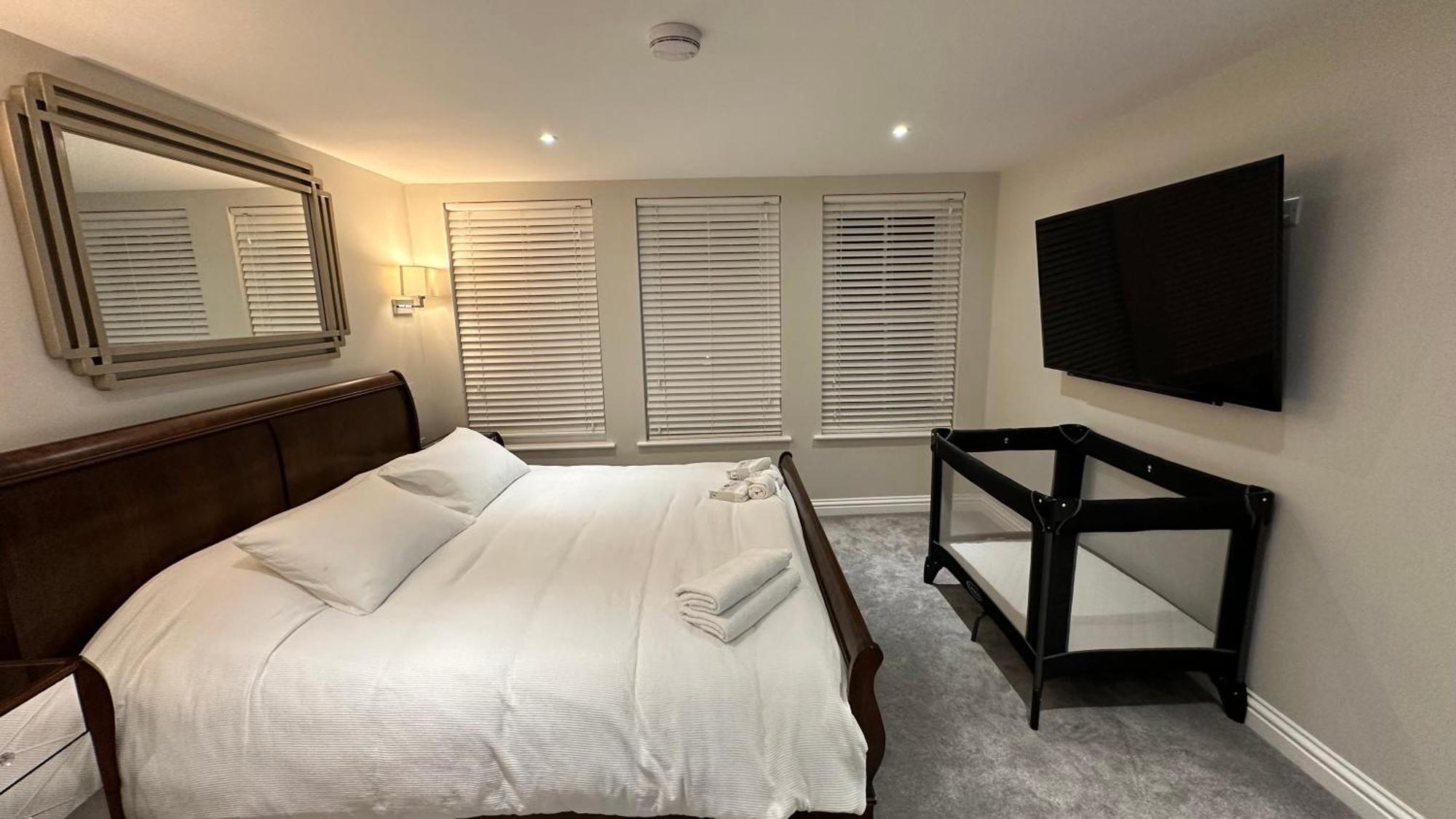 Harper Luxe Serviced Apartments Dunstable Exterior photo